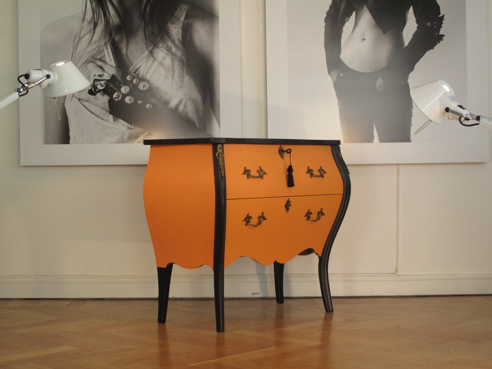 byra-239.3_f SÅLT - ANTIK ROKOKO - SVART & HERMÉS-ORANGE - LIKNANDE KAN BESTÄLLAS
