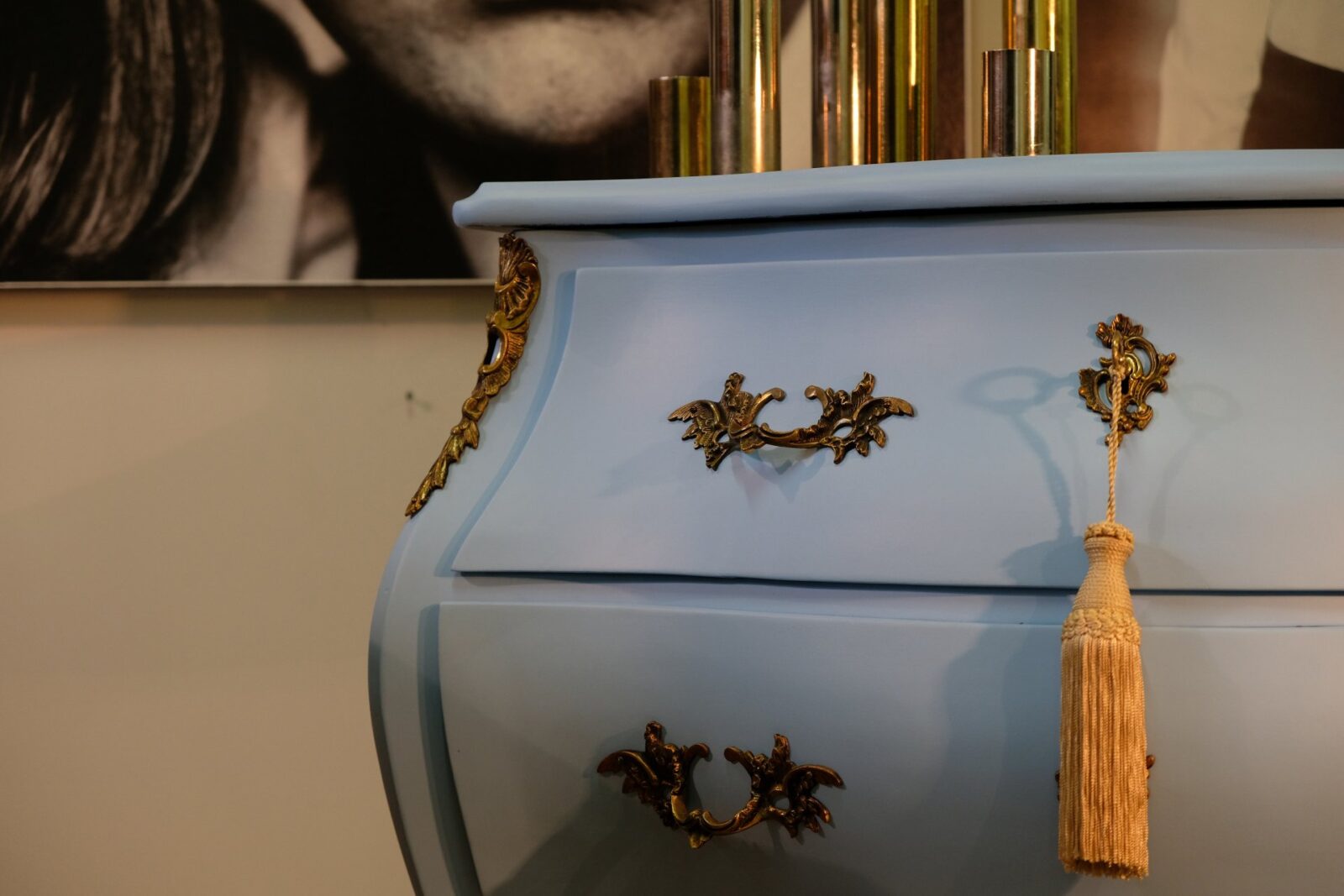 SÅLT - ANTIK BYRÅ - ROKOKO SVART / TIFFANY & CO - LIKADANA KAN BESTÄLLAS
