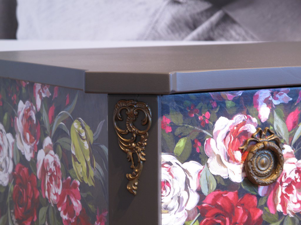 Sålt - Haupt Boudoir Roses - Likadana kan beställas