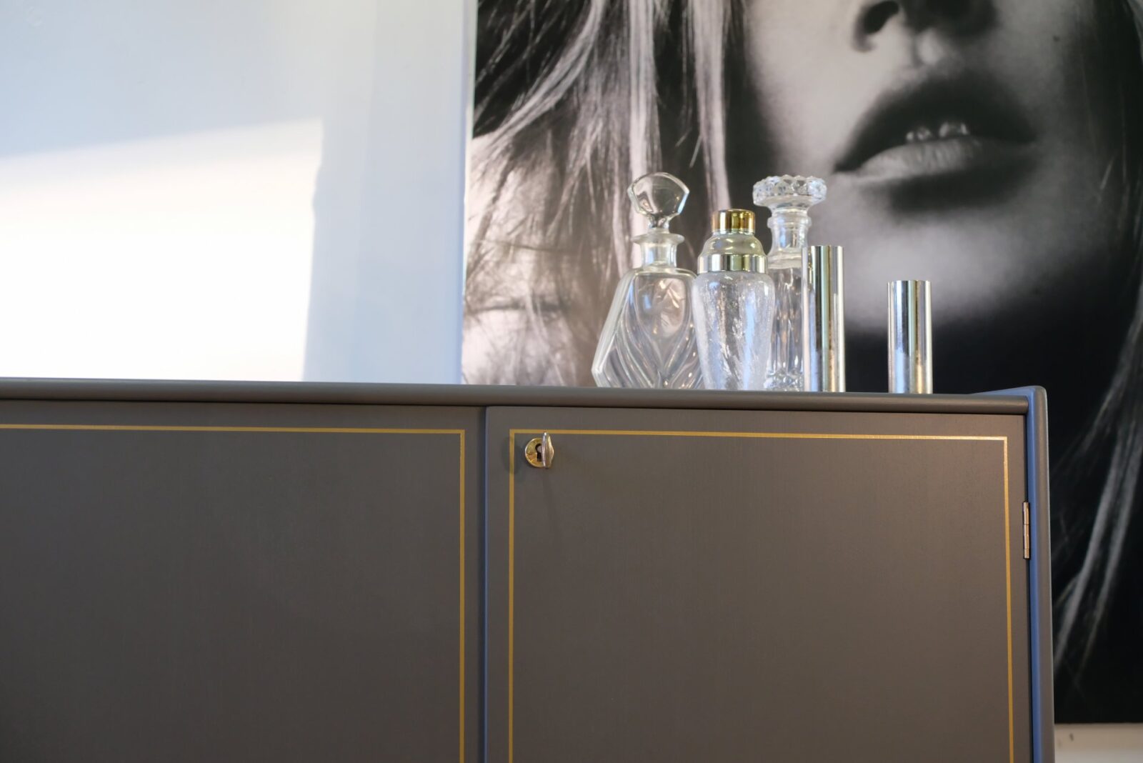sideboard-255.3_f Sålt - Sideboard - Liknande kan beställas