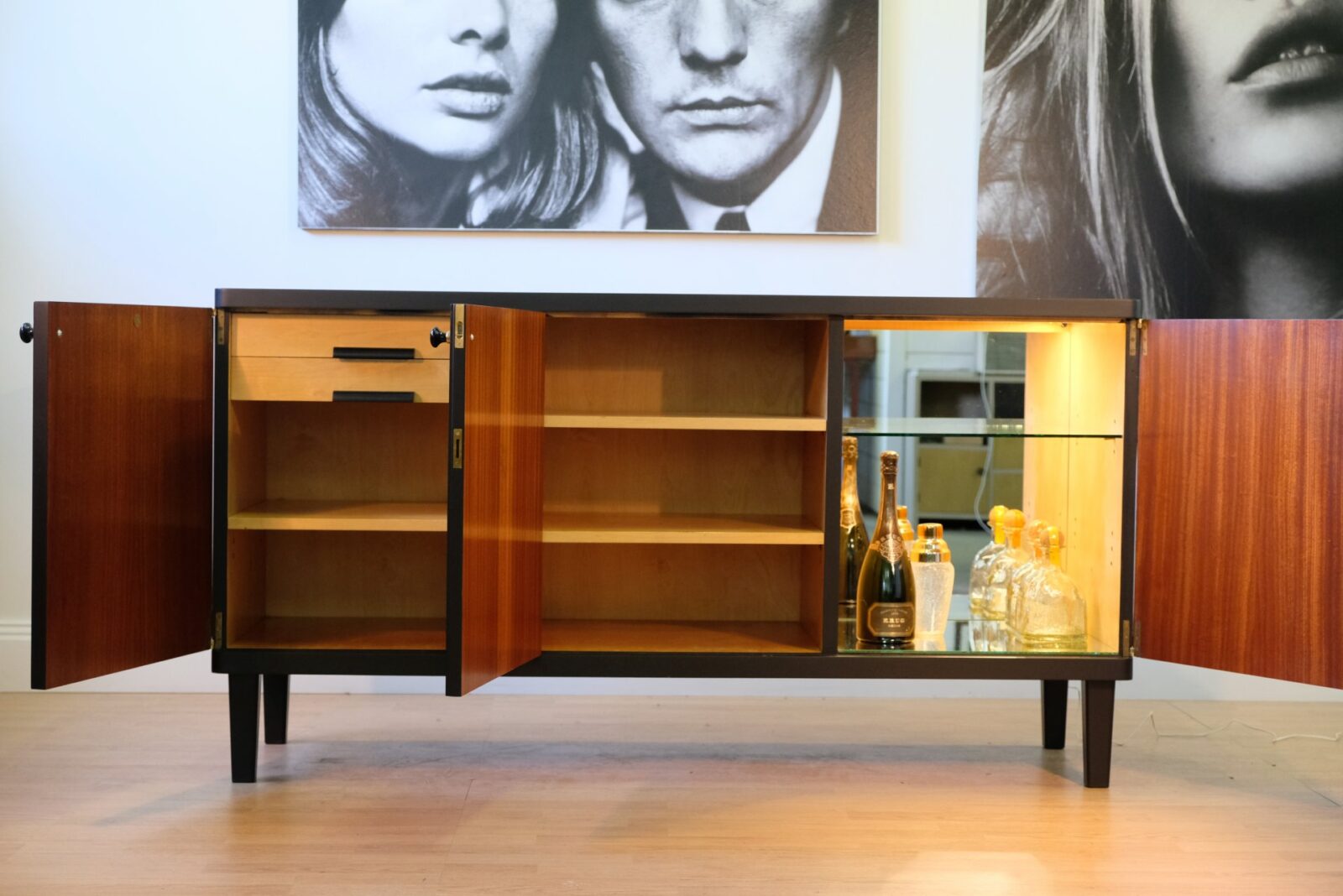 sideboard-595.4_f Sideboard Axel Einar Hjorth 1939 - NK - Sålt